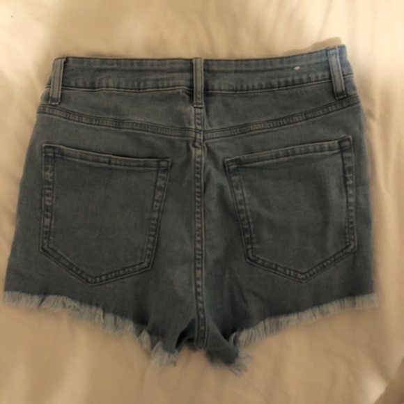Denim shorts - Picture 3 of 5